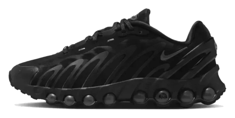 Nike DN8 (Black)